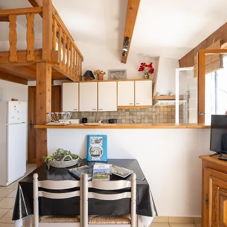 Апартаменты Bellevue De La Marechale